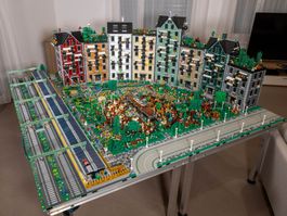 Lego® Stadtteil gebaut aus 200`000 Bausteinen